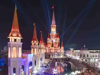 The Land of Legends Gece Şovu Turu