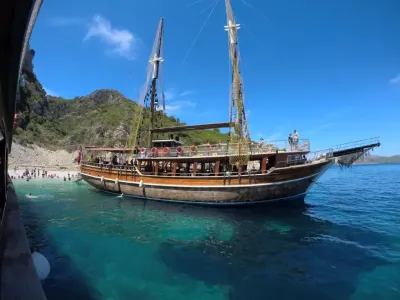 Tam Gün Antalya Tekne Turu